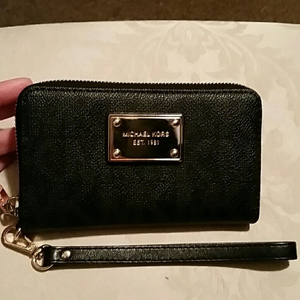 Michael kors black/Gold PVC wallet